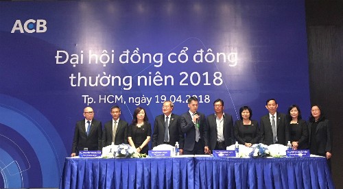 Ứng viên liên quan bầu Kiên không được duyệt vào HĐQT ACB Các thành viên Hội đồng quản trị và Ban kiểm soát mới của ACB. Ảnh: Lệ Chi.