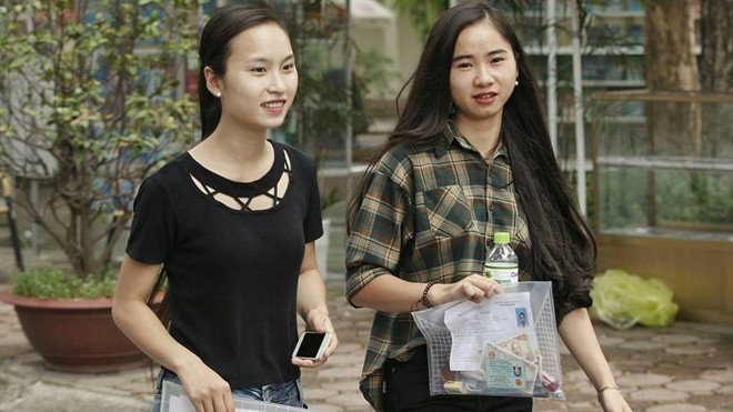 Đã xuất hiện nhiều điểm 10 môn Lý, Hóa, Địa Thí sinh dự thi kỳ thi THPT Quốc gia 2016. Ảnh: Như Ý