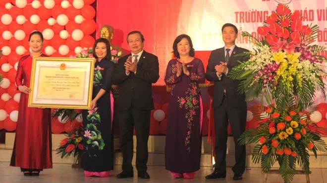 Chú trọng nâng cao chất lượng nuôi, dạy trẻ Trường Mẫu giáo Việt Triều Hữu nghị (Hà Nội) đón Bằng chuẩn quốc gia mức độ II.