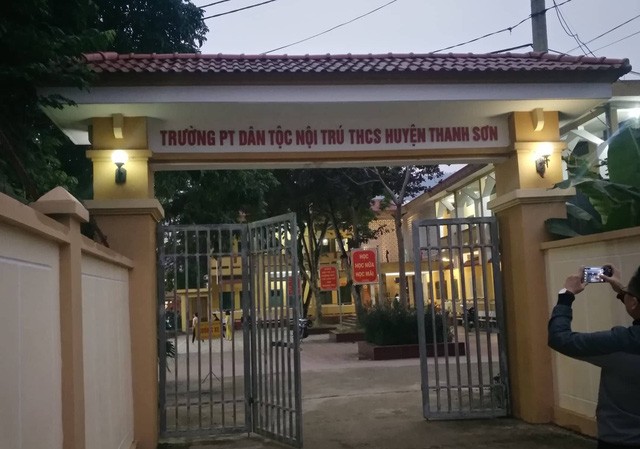 Tin mới nhất vụ hiệu trưởng ở Phú Thọ bị tố lạm dụng nhiều nam sinh Trường phổ thông dân tộc nội trú THCS huyện Thanh Sơn