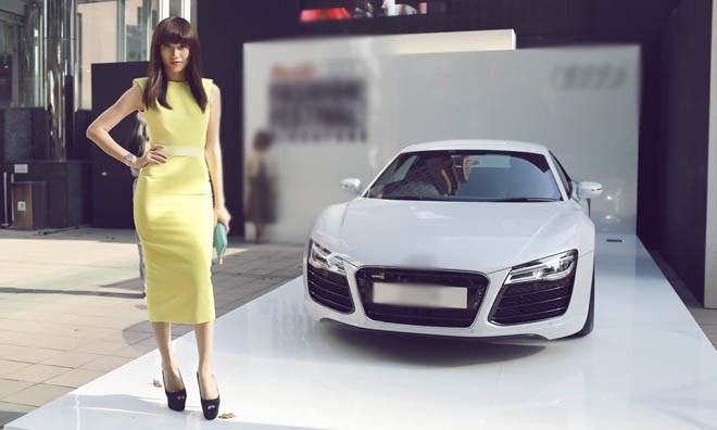 Trang Lạ xuất hiện quyến rũ ở Singapore Fashion Week Trang Lạ xuất hiện quyến rũ ở Singapore Fashion Week