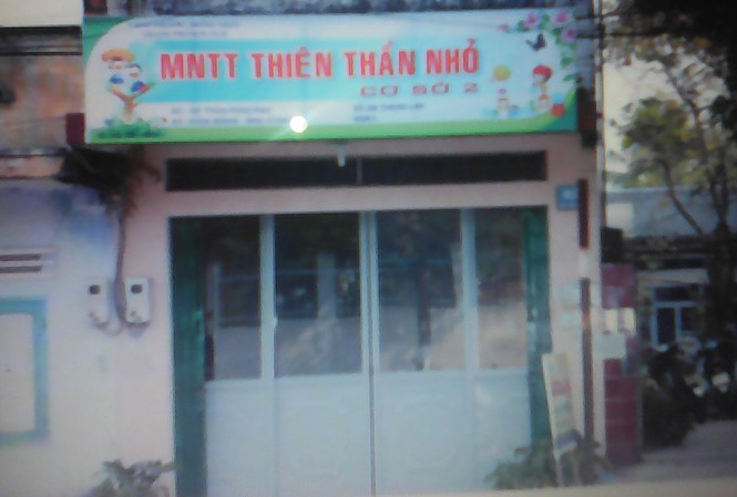 Kon Tum: Cô giáo cắn bầm mông trẻ! Cơ sở Thiên Thần Nhỏ.