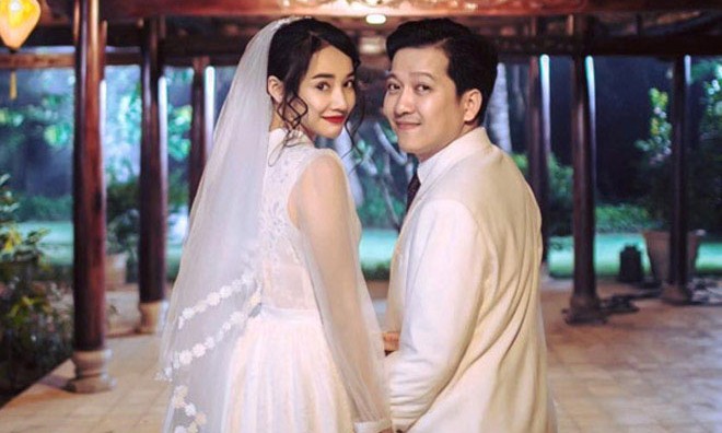Nhã Phương - Trường Giang sẽ làm lễ đính hôn vào ngày 24/8? Nhã Phương và Trường Giang sẽ làm lễ đính hôn vào ngày 24/8.