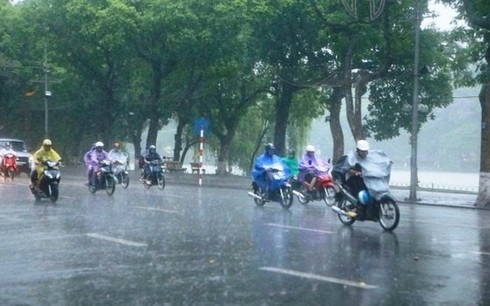 Thời tiết ngày 30/4: Mưa dông diện rộng cả 3 miền Dự báo ngày 30/4, cả 3 miền đều xuất hiện mưa dông. Ảnh: Internet.