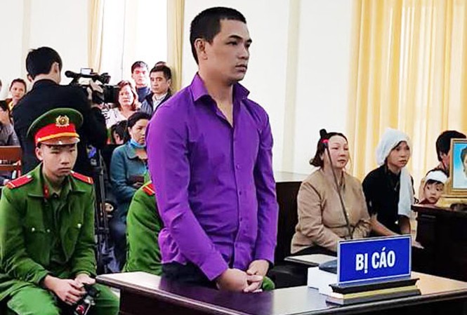 Giết chủ nợ rồi chôn xác phi tang trong rẫy cà phê Bị cáo Vũ tại phiên tòa