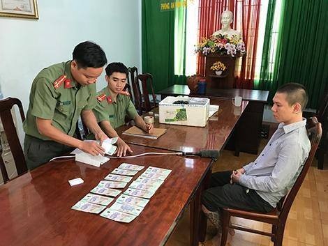 Hành trình truy tìm 16 đối tượng làm gần 2 tỷ đồng tiền giả Nguyễn Đức Huy tại cơ quan điều tra