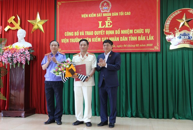 Tân Viện trưởng Viện KSND tỉnh Đắk Lắk mới được bổ nhiệm là ai? Lãnh đạo Viện KSND Tối cao và Tỉnh ủy Đắk Lắk chúc mừng tân Viện trưởng Lê Quang Tiến