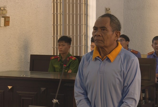 Lãnh 12 năm tù vì hiếp dâm con riêng của vợ Y Krang Liêng tại phiên xét xử sơ thẩm