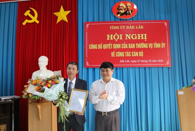 Thường vụ Tỉnh uỷ Đắk Lắk công bố quyết định nhân sự Ban Thường vụ Tỉnh ủy Đắk Lắk bổ nhiệm ông Đinh Xuân Toản làm Tổng Biên tập Báo Đắk Lắk