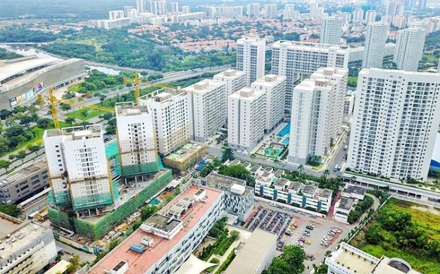HoREA 'mách nước' giúp doanh nghiệp địa ốc ứng phó siết tín dụng Siết tín dụng ảnh hưởng đến hoạt động đầu tư cũng như giao dịch trên thị trường bất động sản