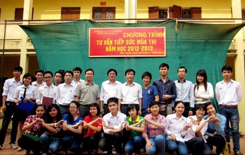 Thủ khoa đại học luyện thi 6 ca/ngày cho thí sinh Thủ khoa đại học luyện thi 6 ca/ngày cho thí sinh