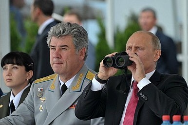 Nga dùng vũ khí nào nếu Ukraine cố giành lại Crimea? Nga dùng vũ khí nào nếu Ukraine cố giành lại Crimea?