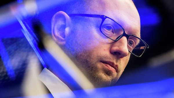 Thủ tướng Ukraine bất ngờ từ chức Cựu Thủ tướng Chính phủ Ukraine Arseny Yatsenyuk.