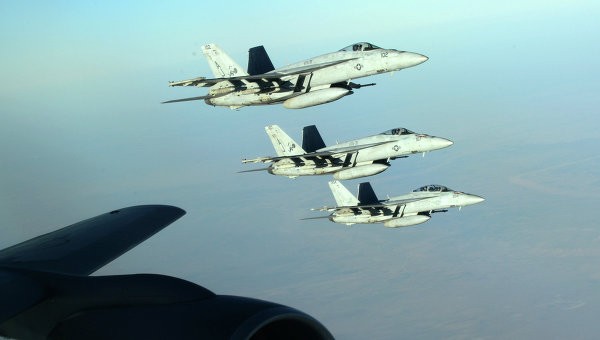 Syria: ‘Mỹ sẽ không kích phiến quân IS trong 3 năm’ Syria: ‘Mỹ sẽ không kích phiến quân IS trong 3 năm’