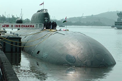 Ấn Độ thuê tàu ngầm hạt nhân Nga làm gì? Tàu ngầm Chakra (K-152 Seal)