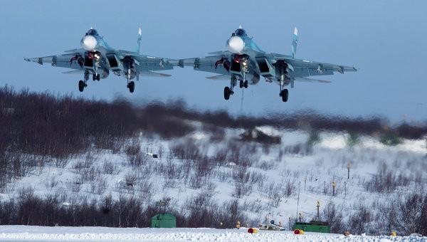 Tiêm kích Su-33 Nga khai hỏa, hủy diệt mục tiêu trên không Tiêm kích Su-33 Nga khai hỏa, hủy diệt mục tiêu trên không