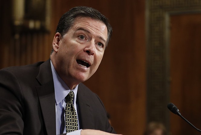 Tổng thống Trump bất ngờ sa thải Giám đốc FBI James Comey Cựu Giám đốc FBI James Comey. Ảnh: AP