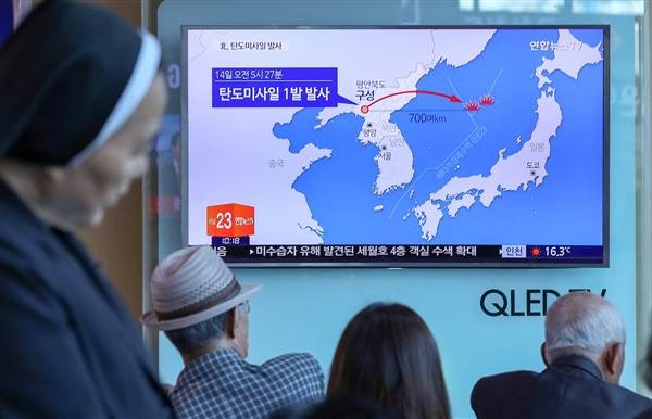 Mỹ thừa nhận tên lửa Triều Tiên trở lại tầng khí quyển thành công Ảnh: Reuters