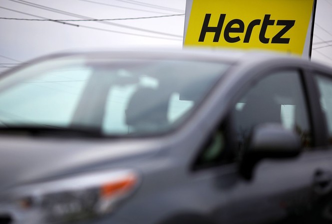 Bắt tay Hertz sản xuất xe tự lái, Apple lấn sân sang thị trường ôtô Ảnh: Bloomberg