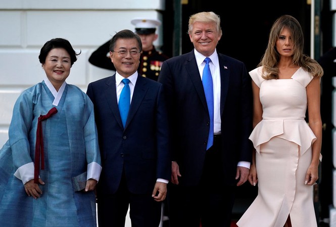 Hàn Quốc trừng phạt Triều Tiên trước chuyến thăm của Tổng thống Mỹ Ảnh: NBC News