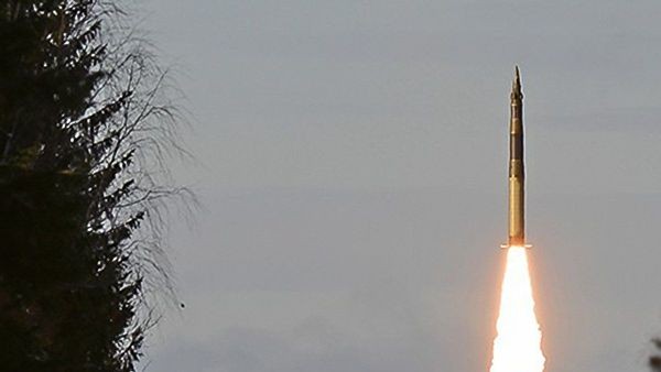 Nga khai hỏa tên lửa đạn đạo RS-24 sau khi Mỹ tuyên bố rút khỏi INF Nga khai hỏa tên lửa đạn đạo RS-24 sau khi Mỹ tuyên bố rút khỏi INF