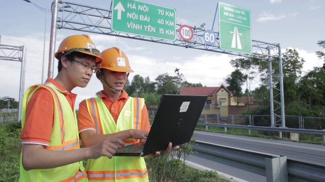 Sắp xử lý vi phạm bằng hình ảnh trên tuyến cao tốc Nội Bài – Lào Cai Sắp xử lý vi phạm bằng hình ảnh trên tuyến cao tốc Nội Bài – Lào Cai