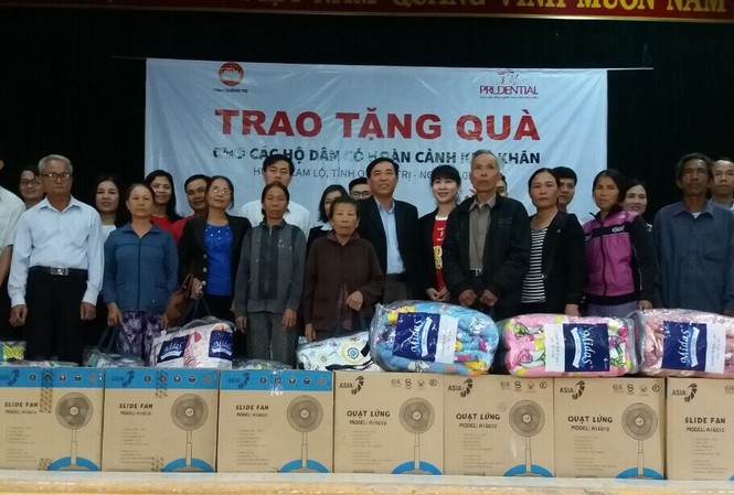 Prudential hỗ trợ thiết bị trường học tại Quảng Trị Prudential hỗ trợ thiết bị trường học tại Quảng Trị