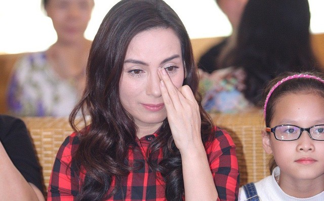 Phi Nhung: 'Bây giờ, tôi muốn lấy chồng rồi' Phi Nhung: 'Bây giờ, tôi muốn lấy chồng rồi'