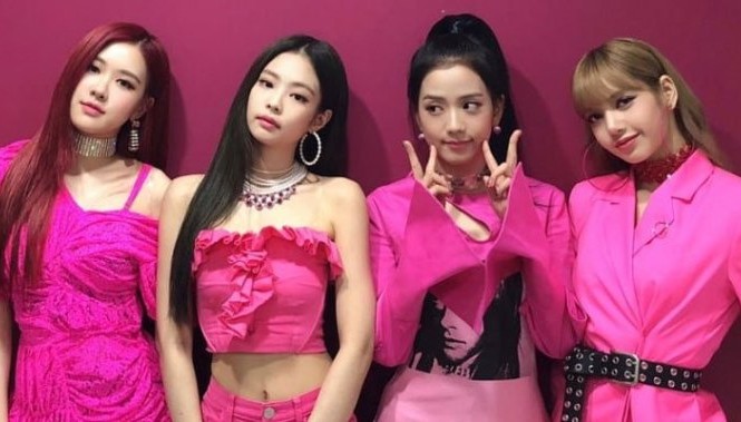 Black Pink lập loạt kỷ lục, là nhóm nhạc nữ Kpop đầu tiên đứng đầu iTunes Mỹ Black Pink lập loạt kỷ lục, là nhóm nhạc nữ Kpop đầu tiên đứng đầu iTunes Mỹ