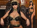 Demi Rose khoe đường cong 'bỏng rẫy' với tạo hình nữ hoàng Cleopatra Demi Rose khoe đường cong 'bỏng rẫy' với tạo hình nữ hoàng Cleopatra