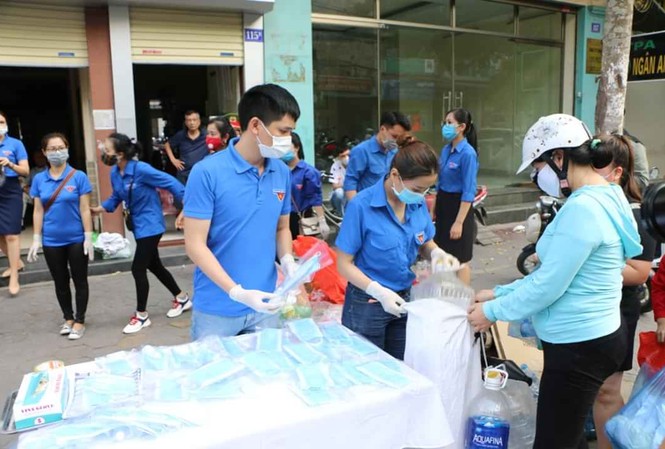 Thanh niên tình nguyện Hải Phòng tiếp sức đẩy lùi COVID-19 Thanh niên tình nguyện Hải Phòng tiếp sức đẩy lùi COVID-19