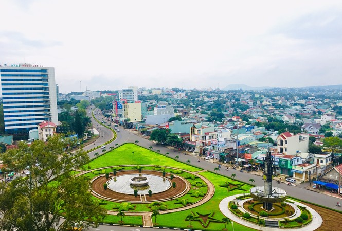 Phố núi Pleiku được Thủ tướng công nhận đô thị loại I Một góc thành phố Pleiku