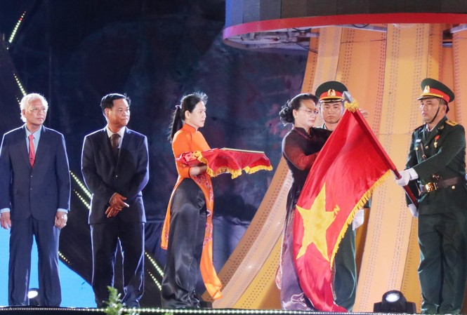 Phú Yên đón nhận Huân chương Độc lập hạng Nhất Phú Yên đón nhận Huân chương Độc lập hạng Nhất