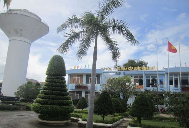 Công ty cấp nước vô tư 'dùng chùa' hàng chục đường ống nước Công ty cấp nước vô tư 'dùng chùa' hàng chục đường ống nước