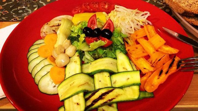 Đức cấm đưa ảnh món ăn lên mạng xã hội Đức cấm đưa ảnh món ăn lên mạng xã hội