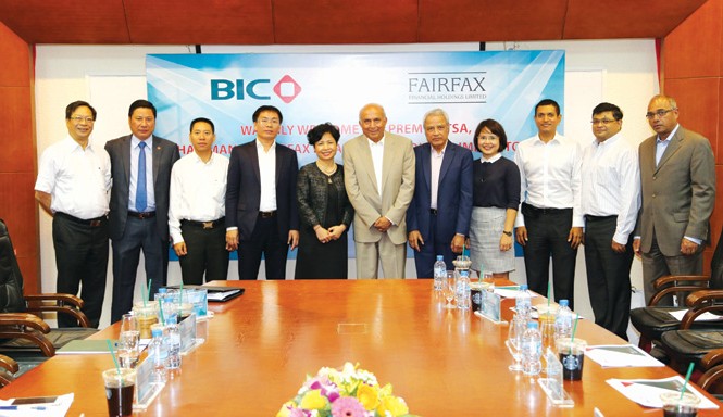 Một thập niên BIC chinh phục thị trường, bước ra thế giới Lãnh đạo FairFax cùng lãnh đạo BIC.