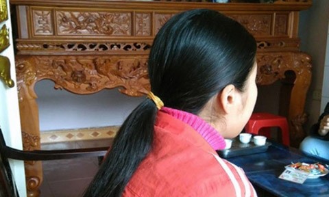 Bị 'tố' quan hệ với trẻ em, phó CA xã trốn khỏi địa phương Gia đình cháu H có đơn gửi Công an tố cáo ông Đỗ Tiến Đạo, Phó trưởng công an xã, đã nhiều lần quan hệ tình dục với cháu H. khiến cháu có thai. Ảnh: Báo Giáo thông