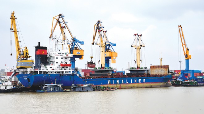 Lập “siêu” Ủy ban quản lý vốn nhà nước: Các chuyên gia cảnh báo Tổng Cty Hàng Hải Việt Nam là một trong những công ty lớn dự kiến sẽ về siêu ủy ban doanh nghiệp nhà nước quản lý. Ảnh: Hồng Vĩnh.