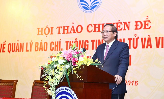 Tiến tới xử lý cả các cuộc gọi rác Bộ trưởng Bộ Thông tin và Truyền thông Trương Minh Tuấn phát biểu tại hội thảo về quản lý báo chí. Ảnh: Minh Quyết.