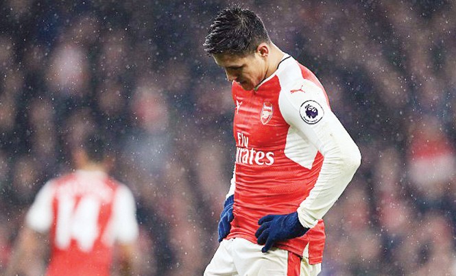 Vòng 23 Ngoại hạng Anh: Thành London gây thất vọng Nỗi thất vọng của Alexis Sanchez khi đội nhà bại trận ngay trên sân Emirates. Ảnh: EMPICS.