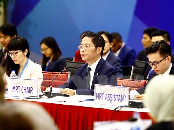 APEC thúc đẩy tăng trưởng bền vững, sáng tạo, bao trùm Bộ Trưởng Bộ Công thương Trần Tuấn Anh phát biểu tại hội nghị. (Ảnh: An Đăng/TTXVN)