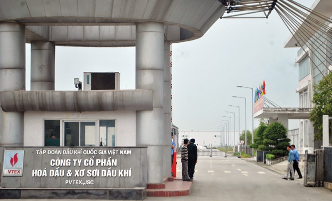 Xử lý 12 dự án thua lỗ: Nguy cơ mất hàng nghìn tỷ đồng Bộ Công Thương đưa ra phương án khởi động lại nhà máy, tái cơ cấu, cổ phần hóa, thoái vốn tại Nhà máy polyester Đình Vũ. Ảnh: Phạm Tuyên.