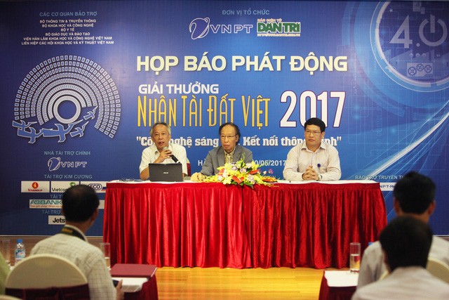 Phát động giải thưởng Nhân tài Đất Việt 2017 Phát động giải thưởng Nhân tài Đất Việt 2017