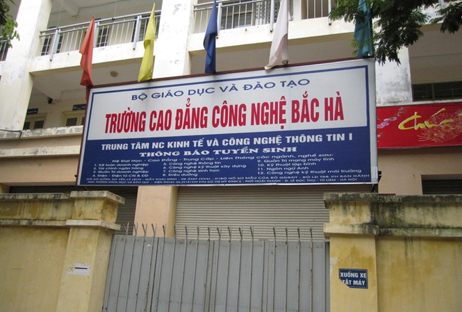 Thi cấp chứng chỉ ngoại ngữ: Tạm dừng vì phát hiện hàng loạt sai phạm Thanh tra Bộ GD&ĐT phát hiện nhiều sai phạm về việc ôn tập, thi, đánh giá năng lực ngoại ngữ tổ chức tại trường Cao đẳng Công nghệ Bắc Hà.