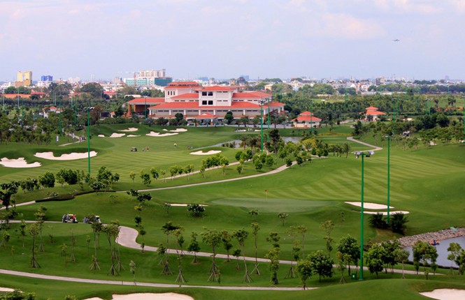 Thu hồi sân golf, tiền đâu bồi thường cho nhà đầu tư? Thu hồi sân golf, tiền đâu bồi thường cho nhà đầu tư?