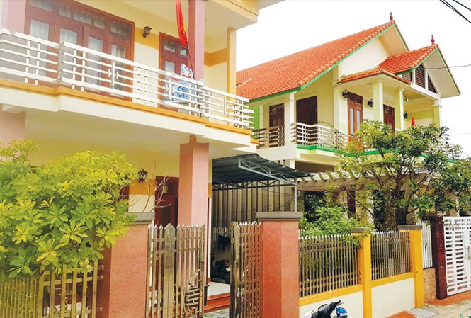 Những 'biệt phủ' nơi làng biển Biệt phủ của Thụ và Nam.