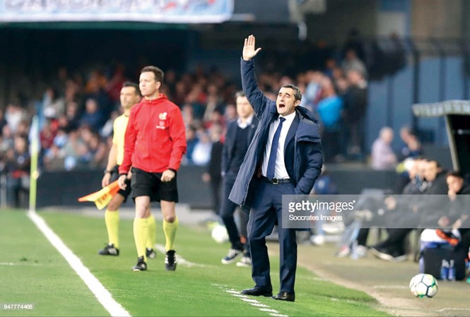 HLV Valverde đã biết thay đổi tại Barca Áp lực đè nặng HLV Valverde sau khi Barca bị loại khỏi Champions League. Ảnh: GETTY IMAGES.