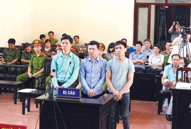 Cần triệu tập ông Trương Quý Dương để gỡ “nút thắt” vụ án Các bị cáo tại tòa.