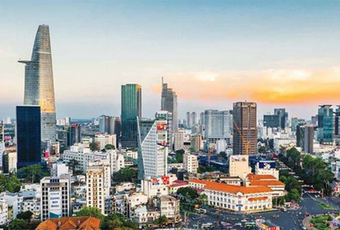 'Không thể chỉ suốt ngày đi siết thuế khoá' Nếu thu 1.500 tỷ đồng thuế tài sản thì cũng rất nhỏ so với 70.000 tỷ đồng nợ đọng thuế. Ảnh: C.H.