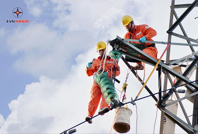 Nguy cơ thiếu điện trong 5 năm tới Việt Nam sẽ thiếu điện từ năm 2020 do các nguồn điện vào chậm. Ảnh: CTV.